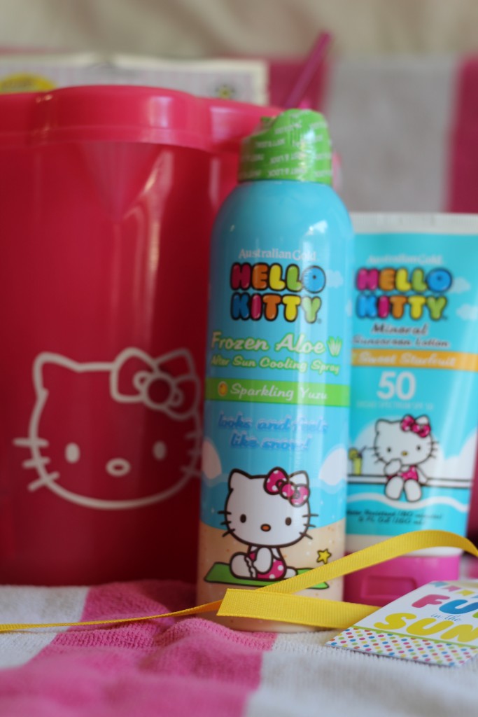 Hello Kitty Pool Party on Everyday Party Magazine