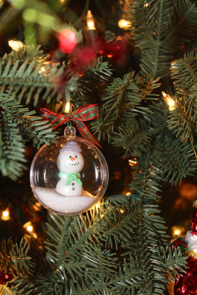 Everyday Party Magazine Gum Ball Snowman Ornaments DIY