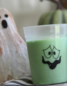 Everyday Party Magazine Glowing Green Slime Smoothie