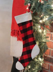 Everyday Party Magazine Simple No Sew Stocking with Cricut