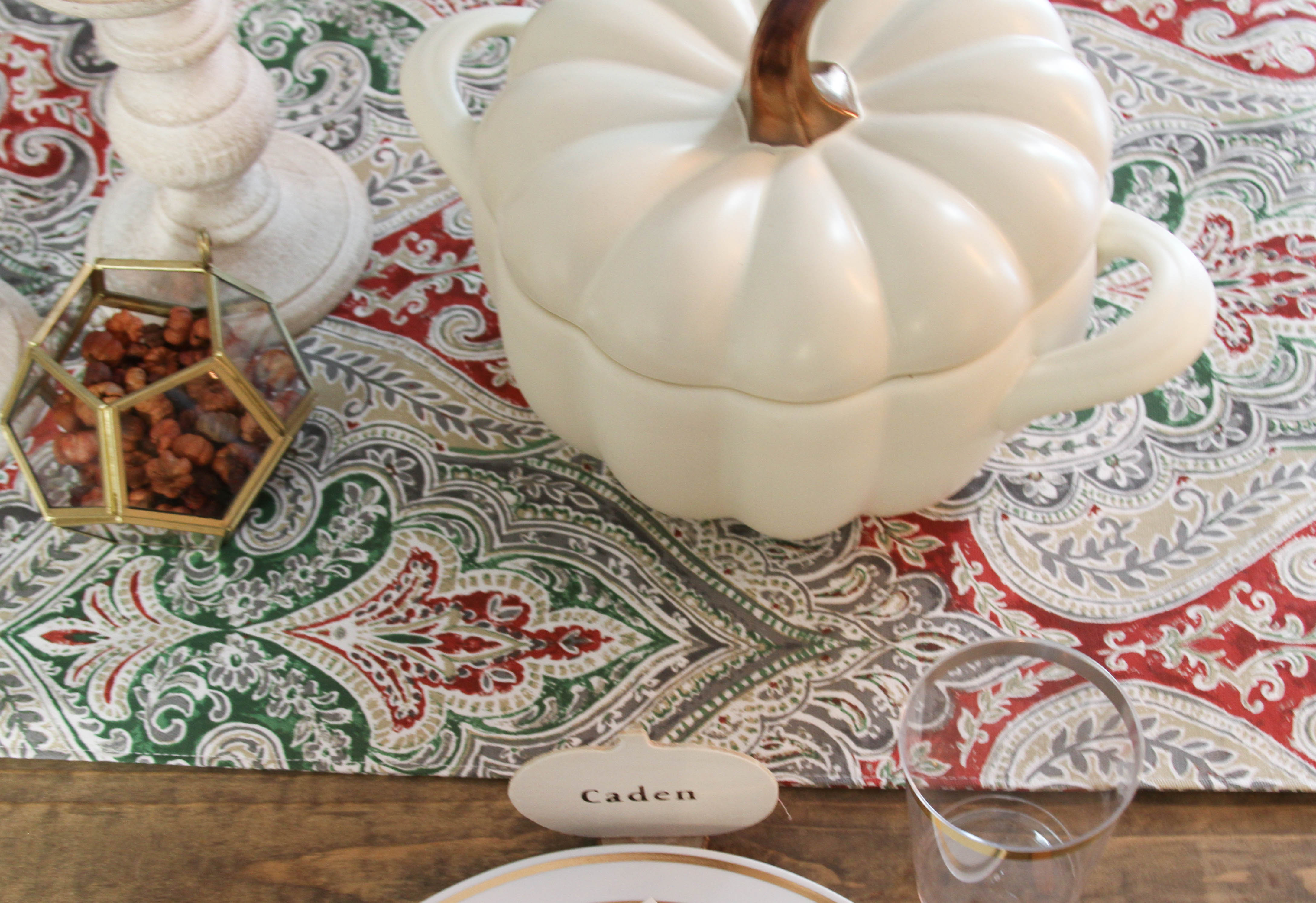 Everyday Party Magazine Thanksgiving Tablescape Ideas 