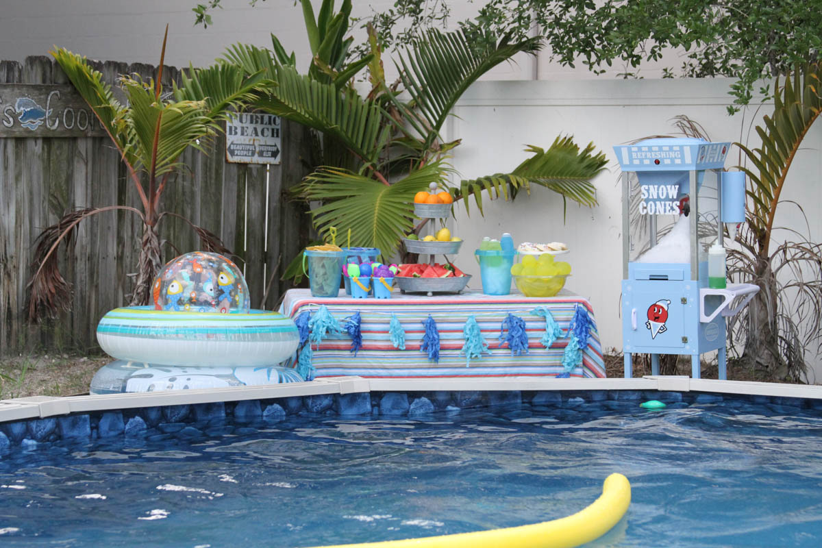 Everyday Party Magazine Summer Fun Pool Party #PoolParty #PoolParties #SummerFun #TheGeniusofPlay