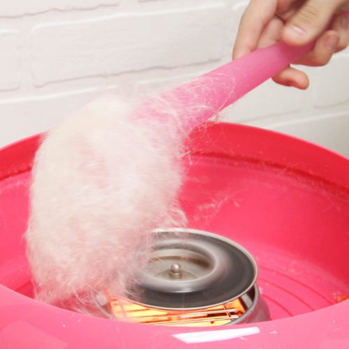Everyday Party Magazine Peach Cotton Candy #CottonCandy #NostalgiaElectrics #Candy #Peaches