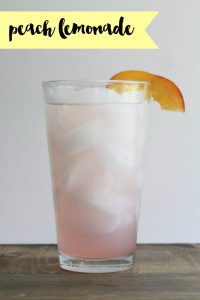 Everyday Party Magazine Peach Lemonade Recipe #Peaches #SouthernRecipes #Lemonade #Recipes