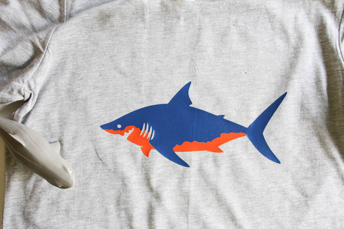 Everyday Party Magazine Shark Week Shirt DIY #SharkWeek #SharkShirt #CricutMade #DIY #Shirts