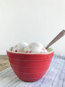 Everyday Party Magazine Everyday Party Magazine Homemade Strawberry Ice Cream #IceCream #Recipe #NostalgiaElectrics #Strawberries