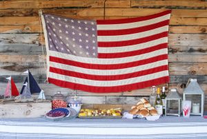 Everyday Party Magazine Seaside Labor Day Party #LaborDay #Seaside #SeafoodBake #Patriotic