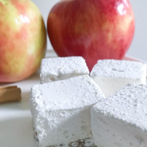 Make these amazing Apple Pie Marshmallows for Fall #ApplePie #Marshmallow #Recipe