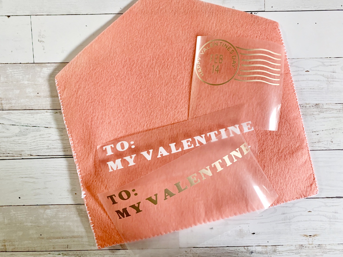 Pink-Valentines-Day-Envelope