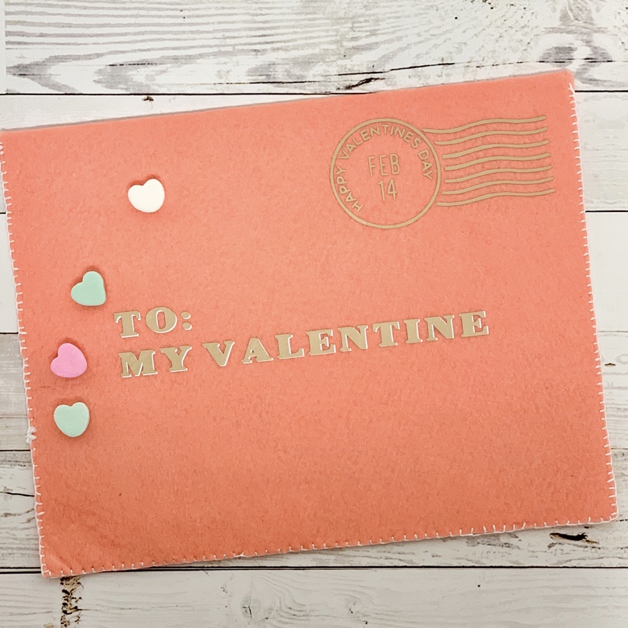 Felt-Valentines-Day-Envelope