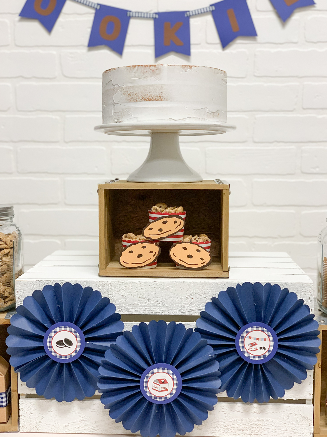 White Cake Cookies Paper Rosettes
