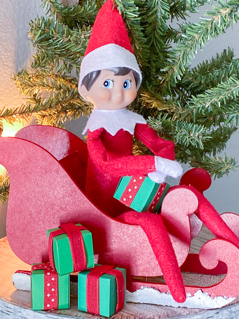 Ultimate Guide to Elf on the Shelf - Arrival, Ideas, Printables & More