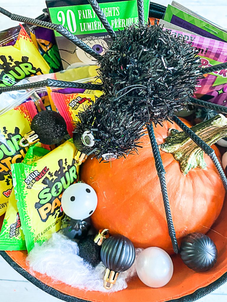 Pumpkin Spider Candy Halloween Treats 