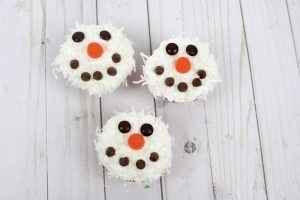 Snowman Face Cupcake