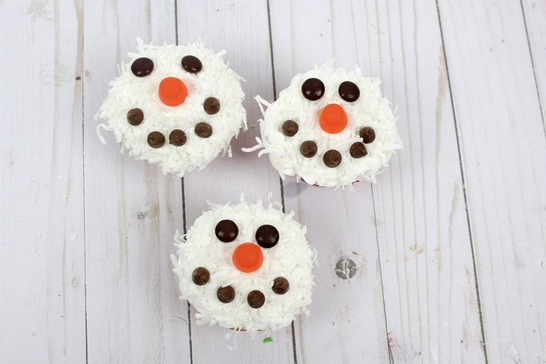 Snowman Face Cupcakes